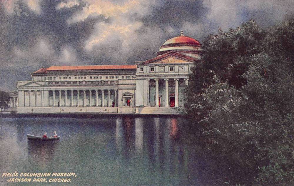 POSTCARD - CHICAGO - MUSEUM OF SCIENCE AND INDUSTRY - THEN TEMPORARILY FIELD MUSEUM - S FACE BY LAGOON - BOATERS - DRAMATIC DARK TINT - c1910