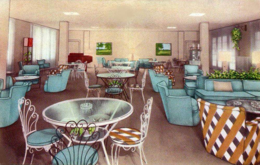 POSTCARD - CHICAGO - OLYMPIA FIELDS COUNTRY CLUB - INTERIOR LOUNGE ROOM - CLUB HOUSE BUILT 1924 - TINTED - c1950s