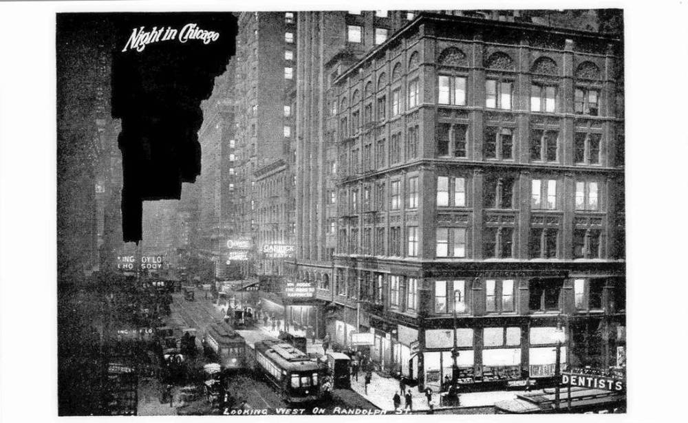 X POSTCARD - CHICAGO - RANDOLPH STREET - NIGHT LOOKING W FROM STATE ELEVATED - CARRIAGES - TRAMS - LIGHTED SIGNS - CALLED NIGHT IN CHICAGO IN ILLINOIS SILHOUETTE - c1910