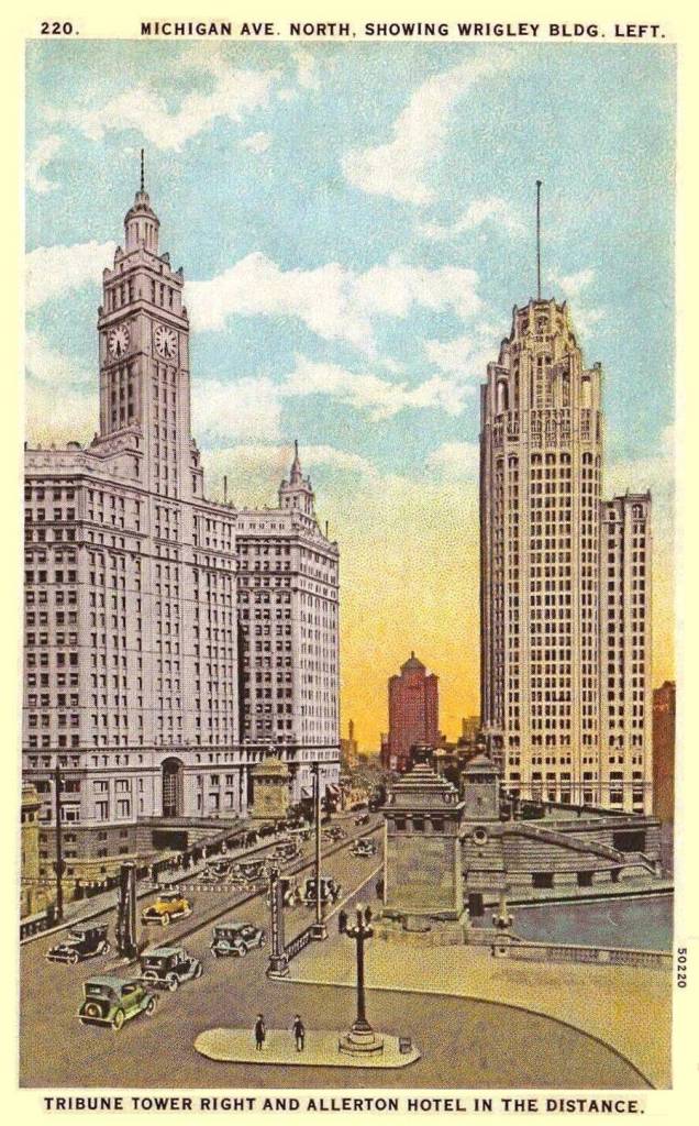 A POSTCARD - CHICAGO - MICHIGAN AVE BRIDGE - LOOKING N ELEVATED FROM S SIDE OF RIVER - TINTED - 1920s