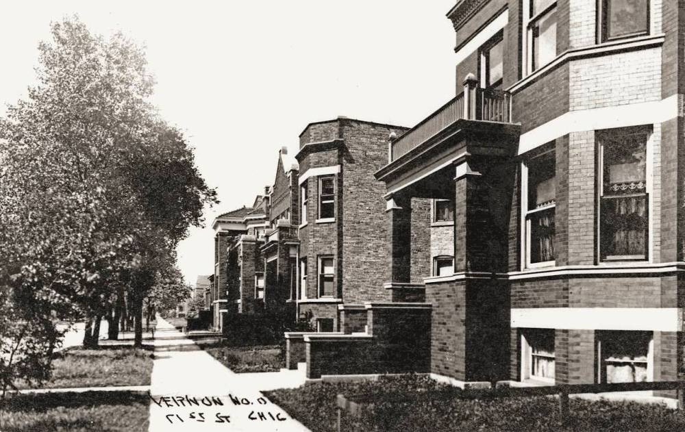 A POSTCARD - CHICAGO - VERNON AVE N OF 71ST STREET (NOTE THE 7 WAS WAS WRITTEN REVERSED) - GRAND CROSSING NEIGHBORHOOD - A FAIRLY REPRESENTATIVE STREET IN A NUMBER OF NEIGHBORHOODS -1913